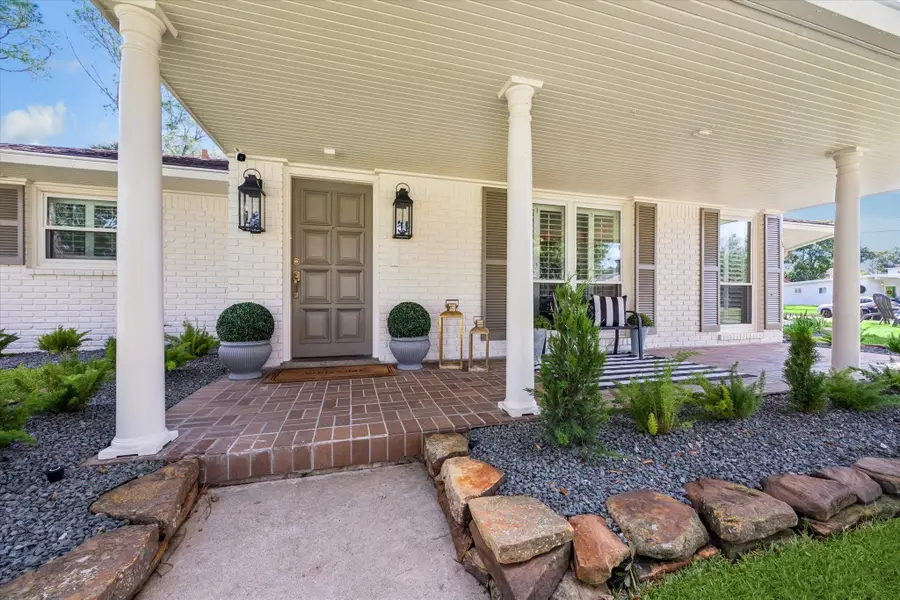 3633 Sun Valley Drive, Houston, TX 77025 - Image #2