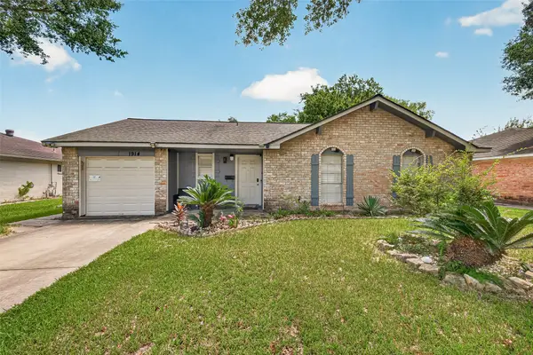 1914 Oaklawn Street, Sugar Land, TX 77498