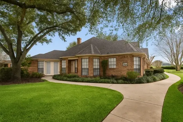 4747 Lake Village Drive, Fulshear, TX 77441 - Image #1