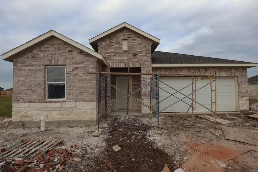572 Day Station Drive, Dayton, TX 77535 - #2