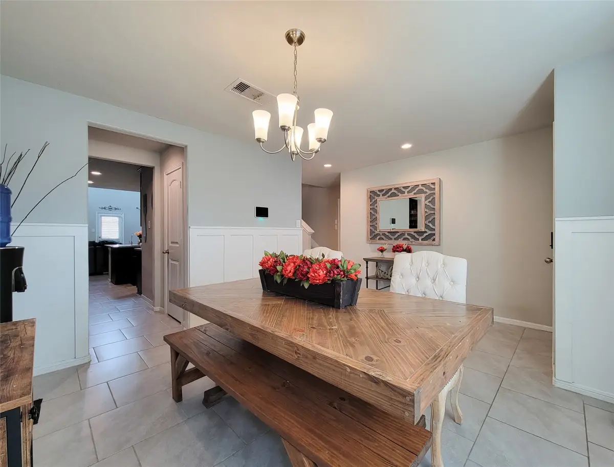 8003 Ecru Lane, Rosharon, TX 77583 - Image #1