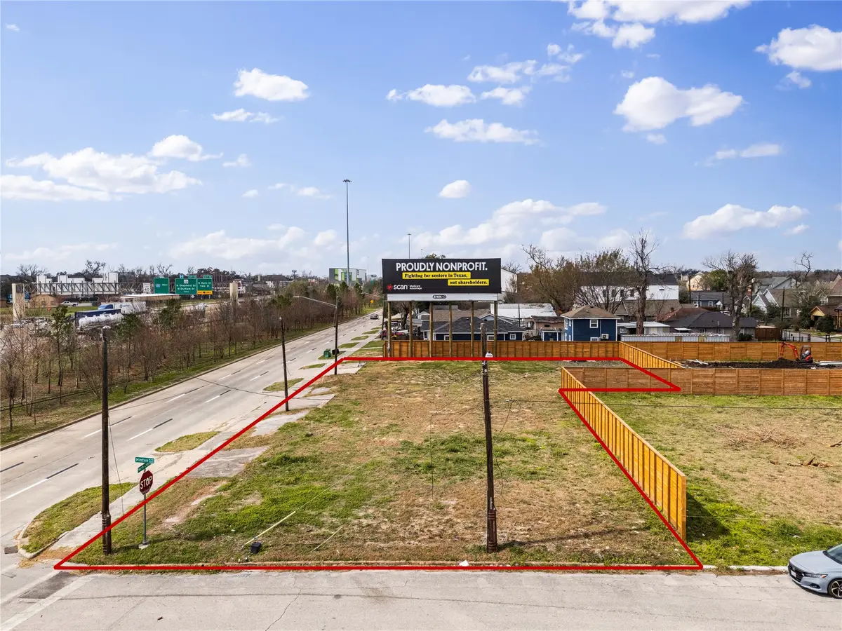 1025 N Loop, Houston, TX 77022 - #1