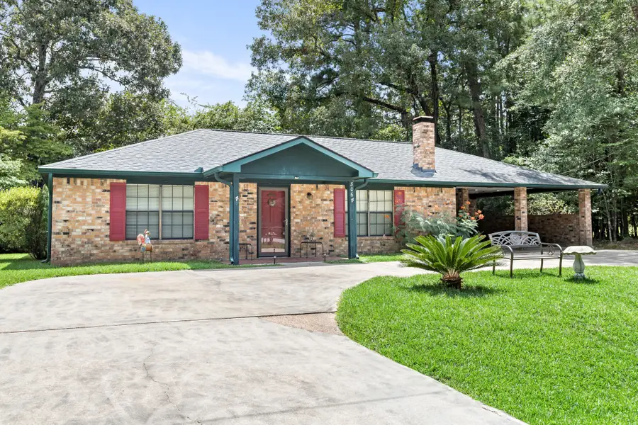 806 E Wildwood Drive, Village Mills, TX 77663 - #3