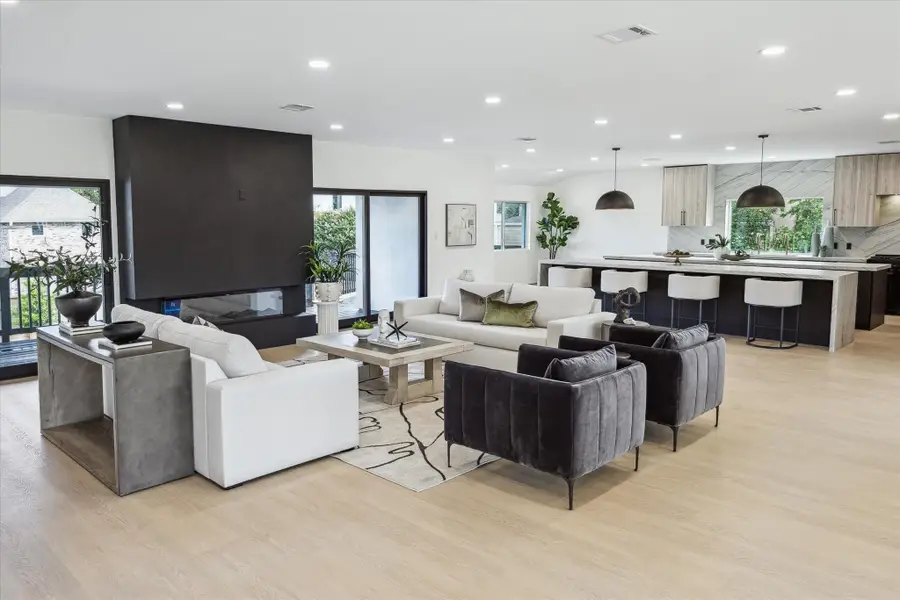 5659 Lymbar Drive, Houston, TX 77096 - Image #3