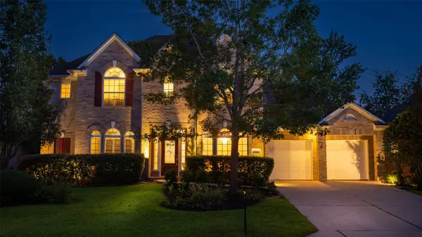 7 Renoir Trail Place, The Woodlands, TX 77382