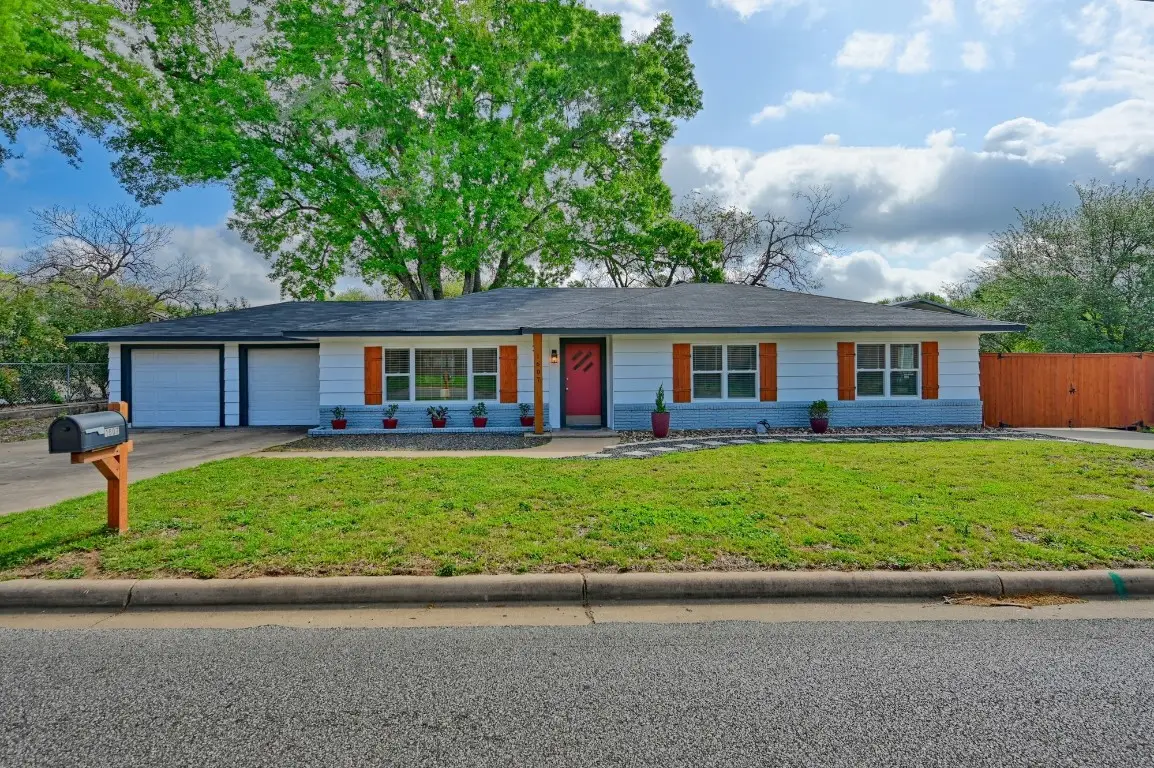 1607 S Chappell Hill Street, Brenham, TX 77833 - #1