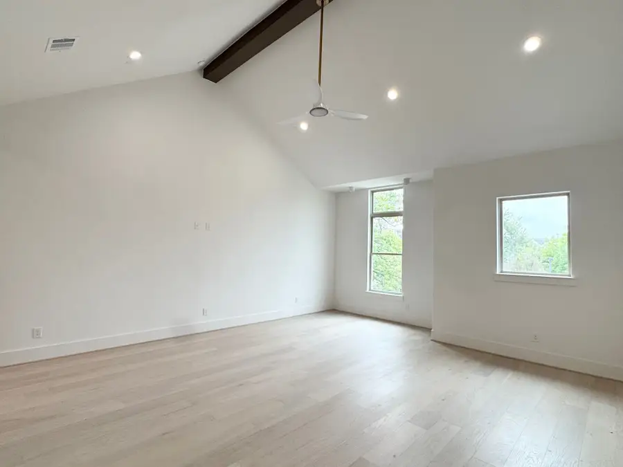 529 W27th St, Houston, TX 77008 - #2