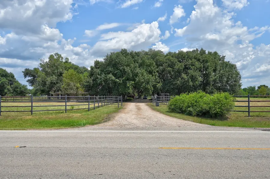 20510 Kickapoo Road, Waller, TX 77484 - #2