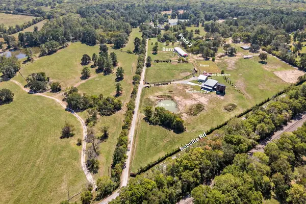 2743-2 Bobville, Montgomery, TX 77316