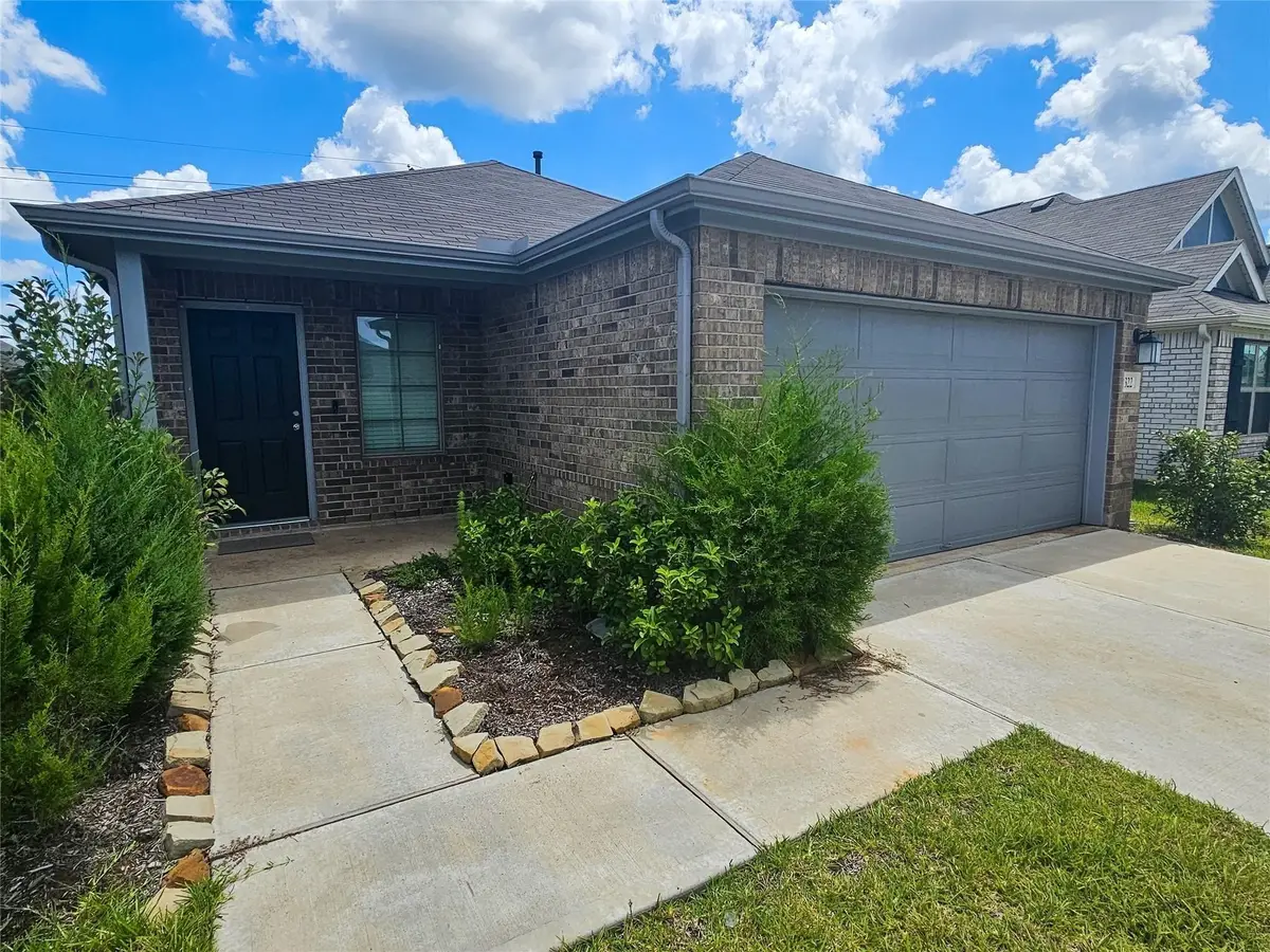 322 Pickwick Gardens Lane, Magnolia, TX 77354 - Image #1