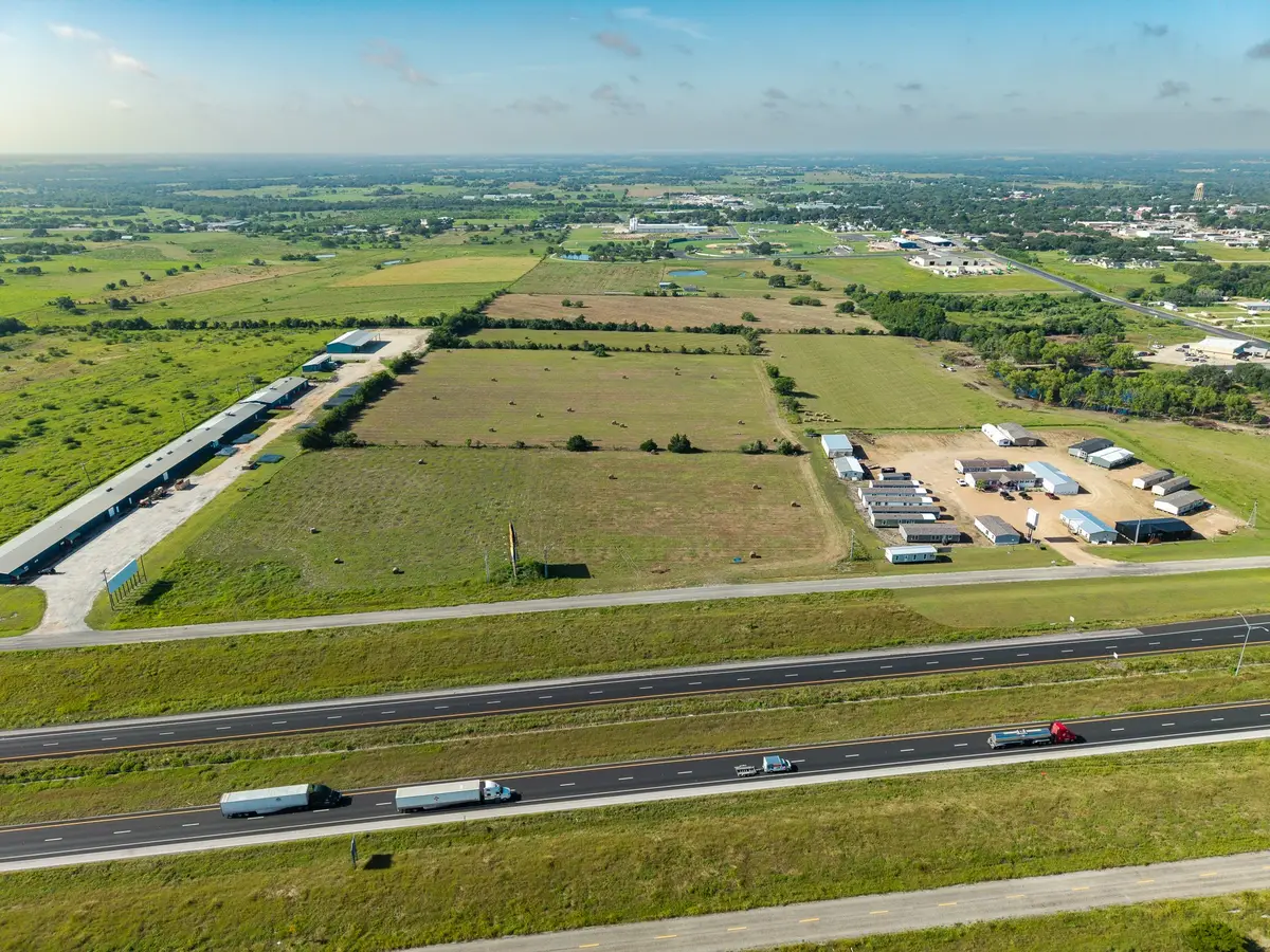 801 Huser Boulevard, Schulenburg, TX 78956 - #1