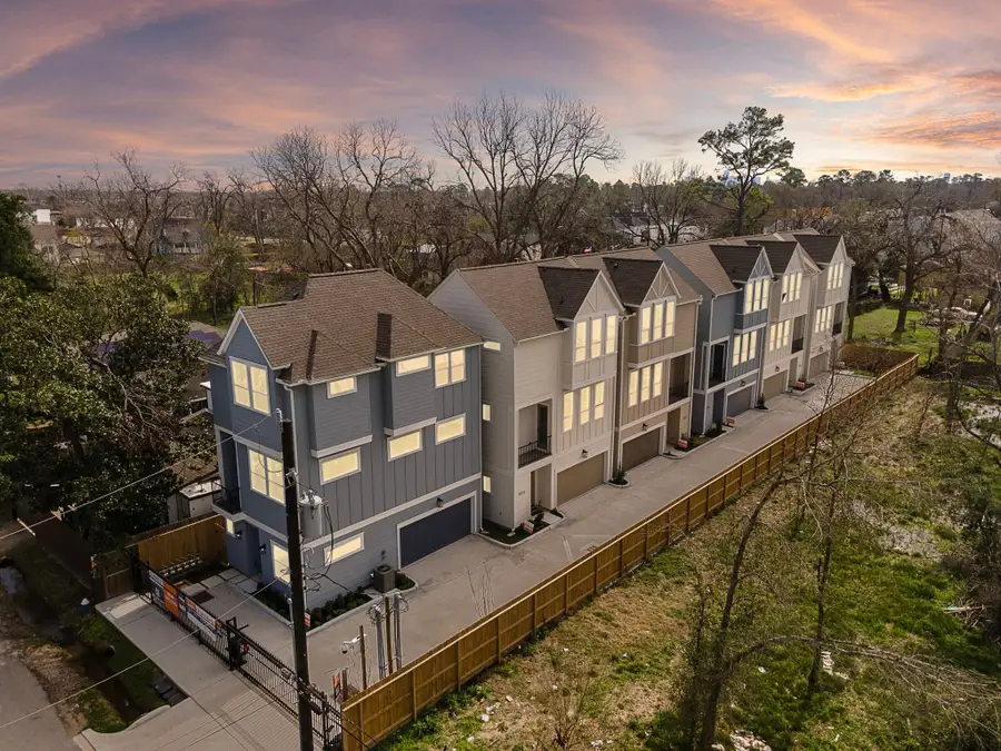 835 Rachel Street #E, Houston, TX 77091 - #2