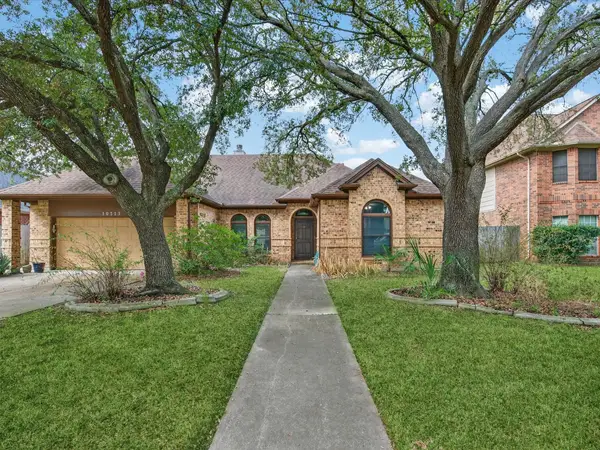 10315 Hedge Way Drive, Houston, TX 77065