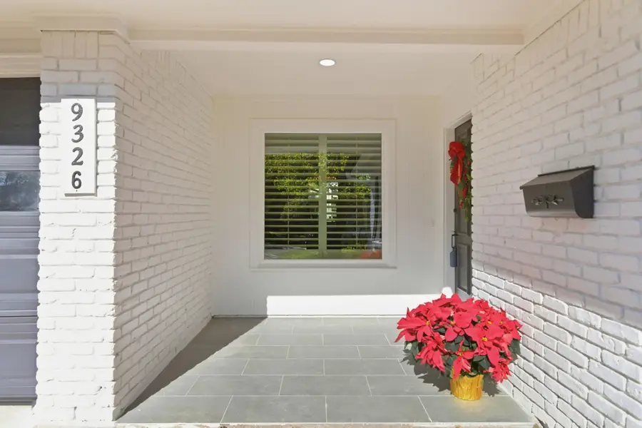 9326 Meadowbriar Lane, Houston, TX 77063 - Image #3