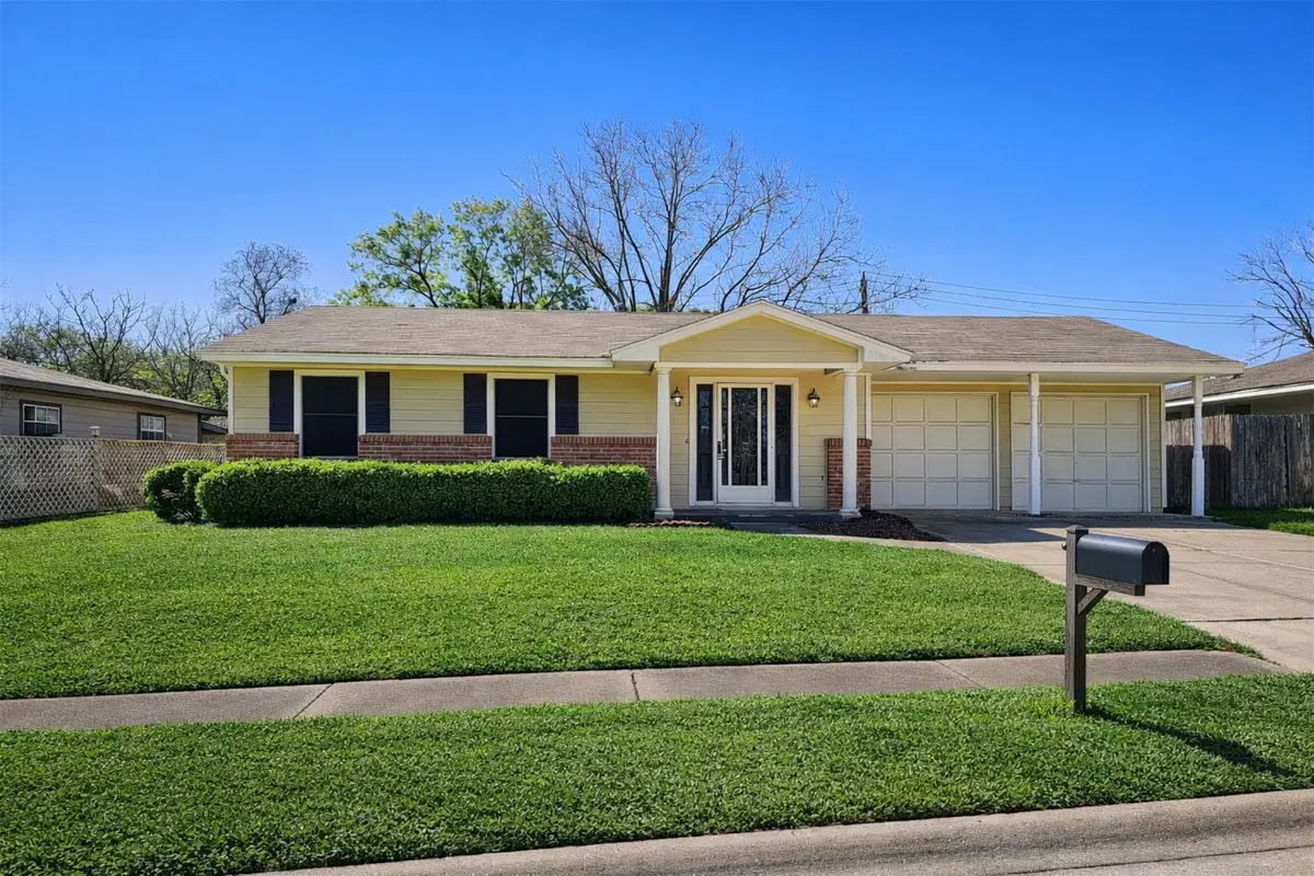 5403 Louise Street, Baytown, TX 77521 - #1