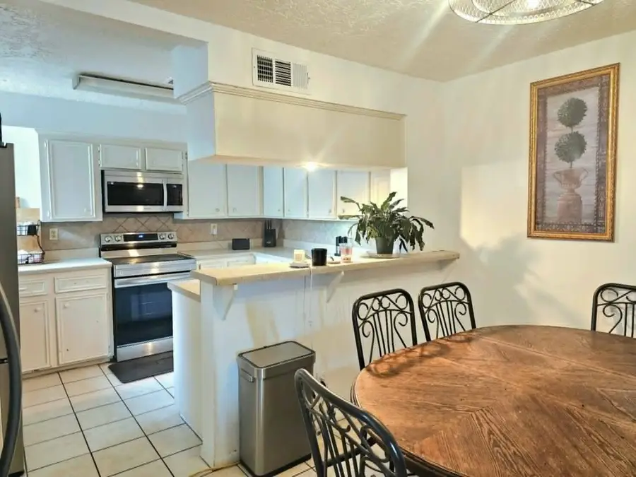 647 Davis Road, League City, TX 77573 - #2