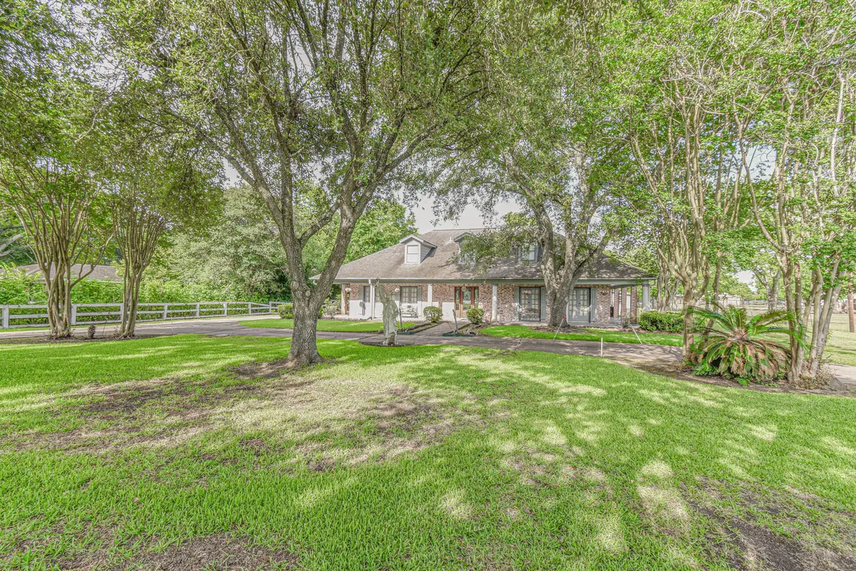 4503 Allen Genoa Road, Pasadena, TX 77504 - Image #1