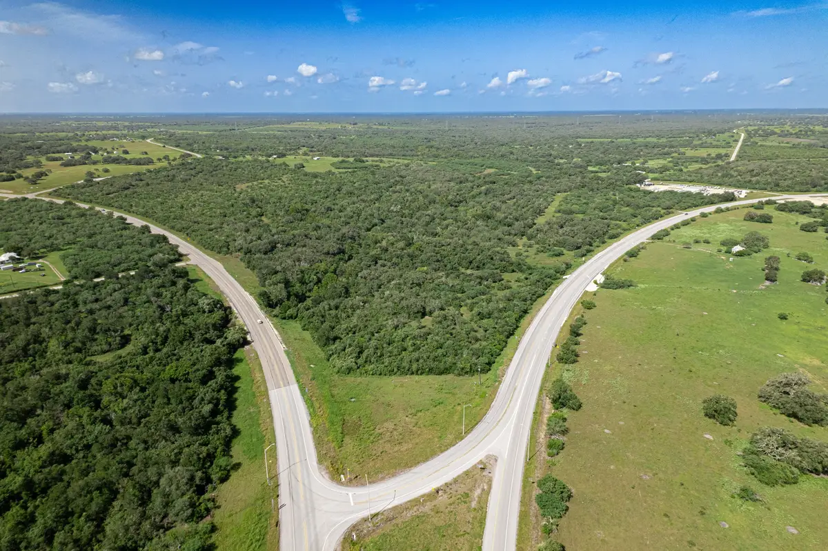 000 Highway 87 N, Cuero, TX 77954 - #1