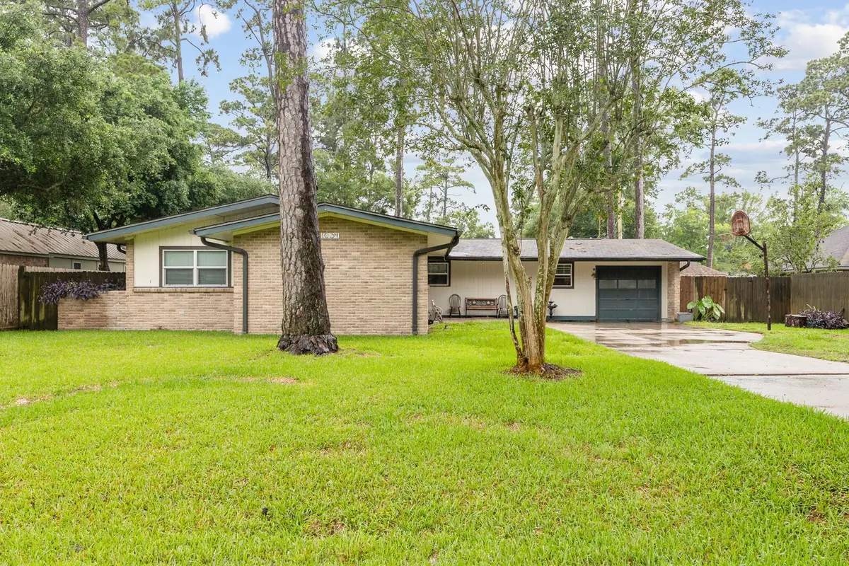 1034 Royal Oak Drive, Dickinson, TX 77539 - #1
