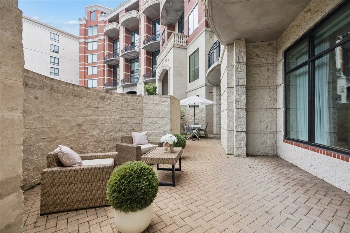 5005 Hidalgo Street #210, Houston, TX 77056 - #1