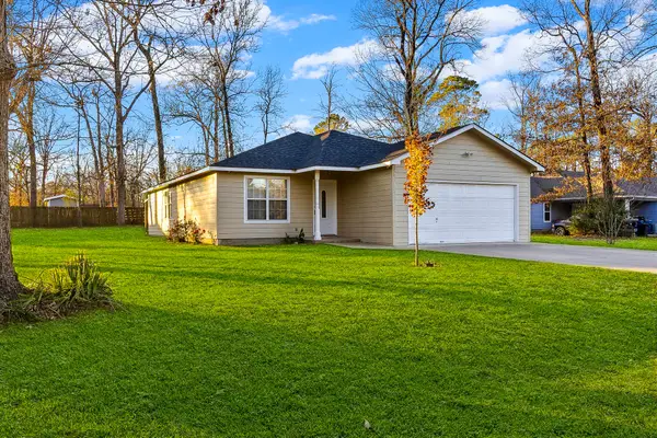 171 Whiteside Drive, Onalaska, TX 77360