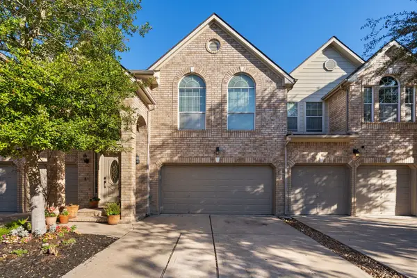 7526 N Linpar Court, Houston, TX 77040