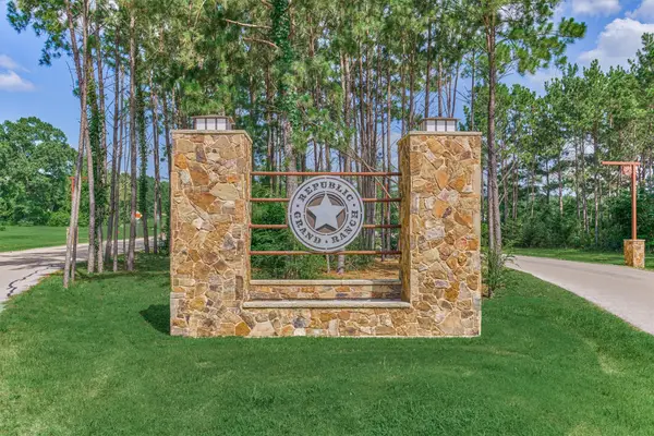 15546 Republic Park Trail, Willis, TX 77378