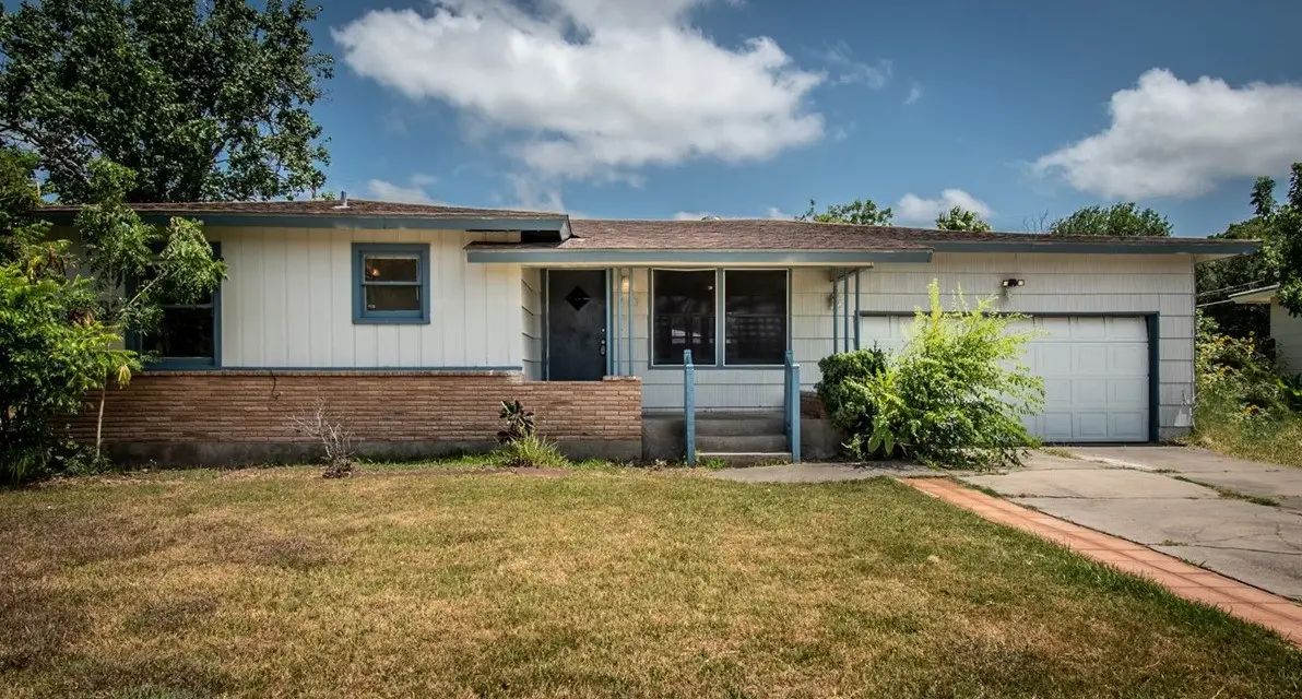 413 Wilma Drive, Corpus Christi, TX 78412 - Image #1