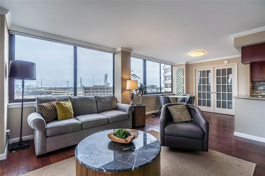 3525 Sage Road #1009, Houston, TX 77056 - Image #2