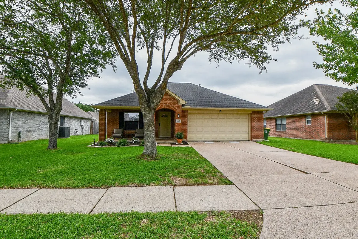 4107 Merlet Drive, Pearland, TX 77584 - #1