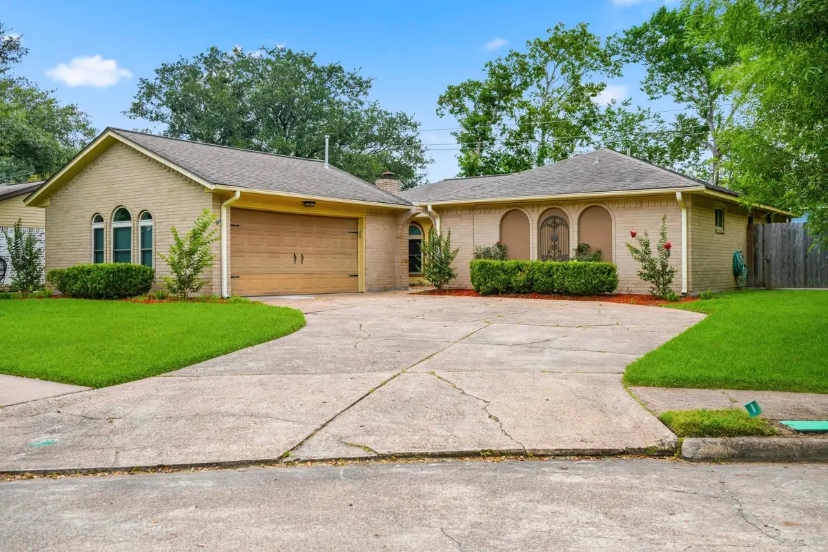 2708 Shady Creek Drive, Pearland, TX 77581 - #1