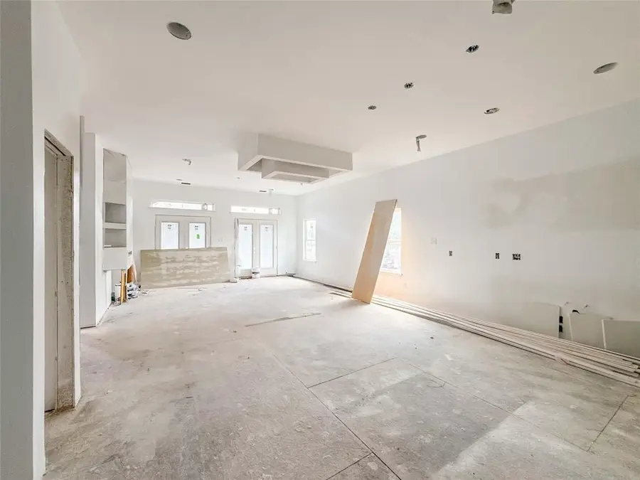 4528 Pinemont Drive, Houston, TX 77018 - #2