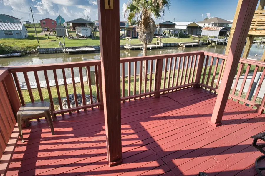 1525 County Road 201, Sargent, TX 77414 - Image #3