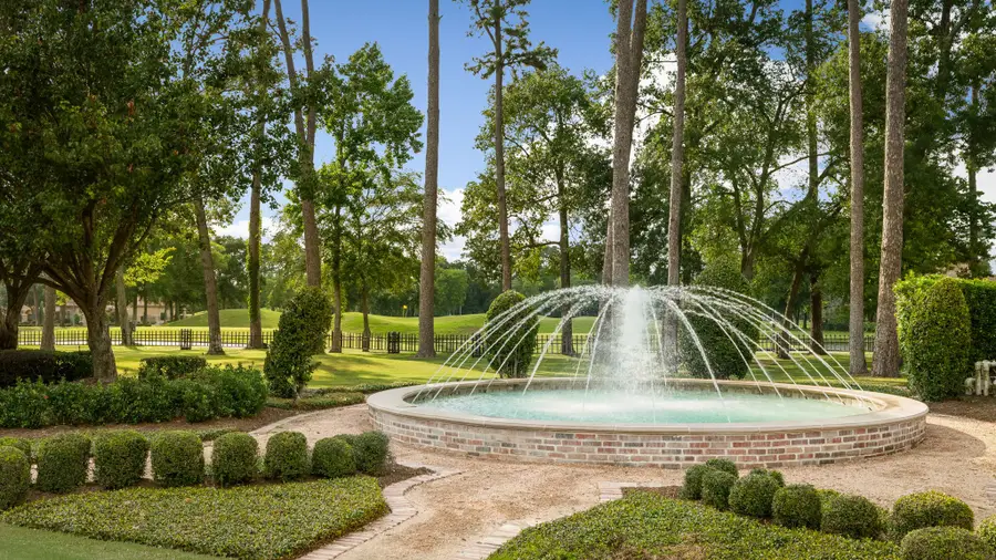 2807 Twin Fountains Drive, Houston, TX 77068 - #2