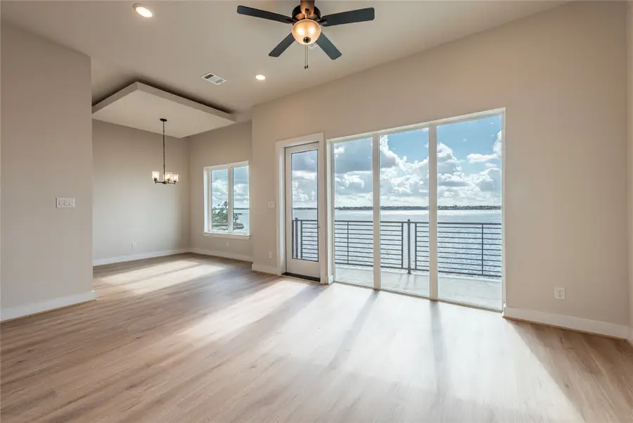 4403 Davis Lane, Seabrook, TX 77586 - Image #3