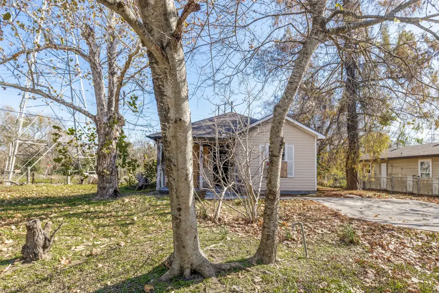 301 Albert Street, La Marque, TX 77568 - Image #2