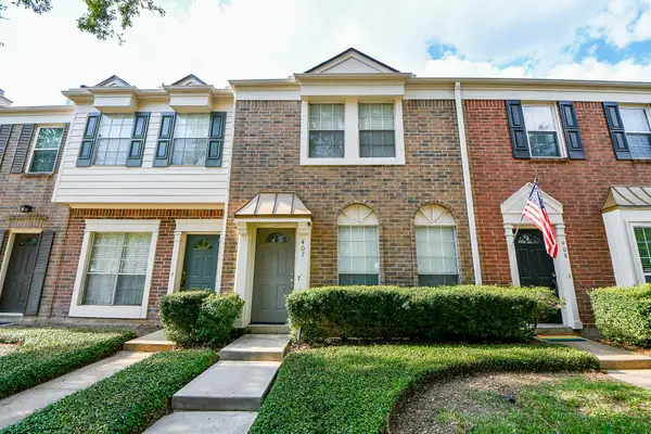 2930 Grants Lake Boulevard #407, Sugar Land, TX 77479