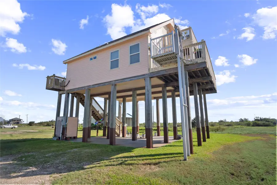 1044 Waco Road, Gilchrist, TX 77617 - #2