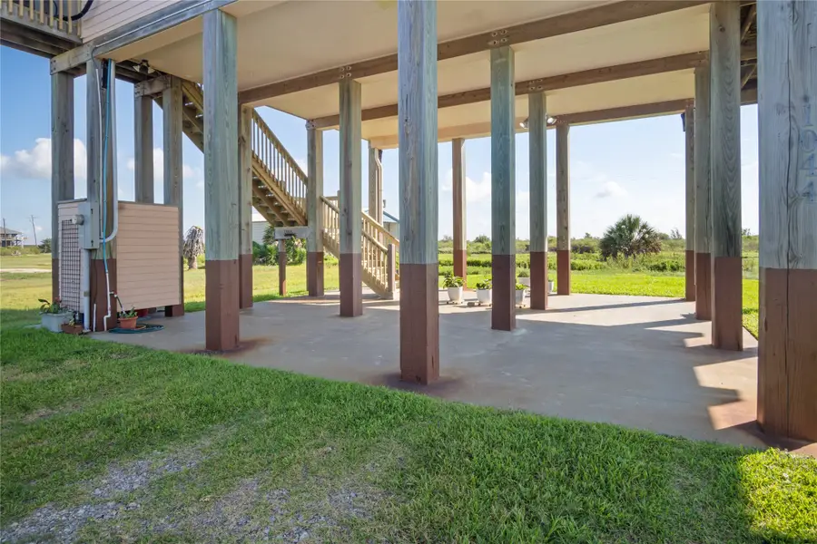 1044 Waco Road, Gilchrist, TX 77617 - #3