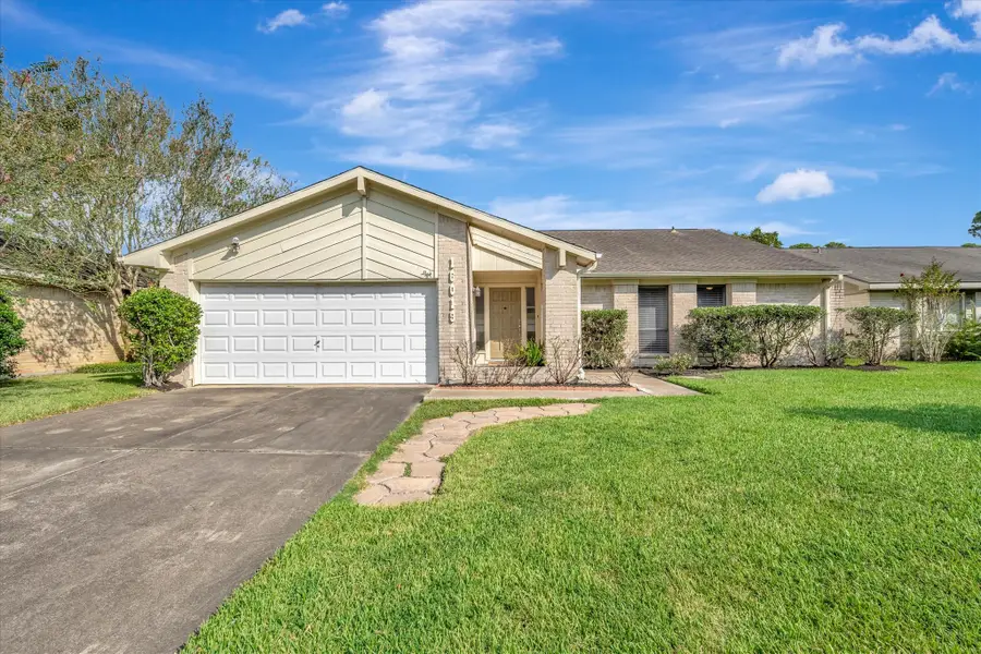 16019 Stonehaven Drive, Houston, TX 77059 - #2