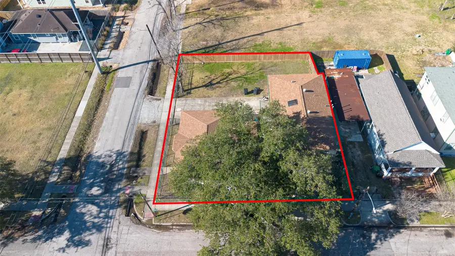 2005 Common Street, Houston, TX 77009 - #3