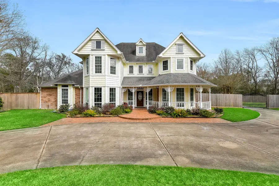 209 Pine Willow Court, Friendswood, TX 77546 - #3