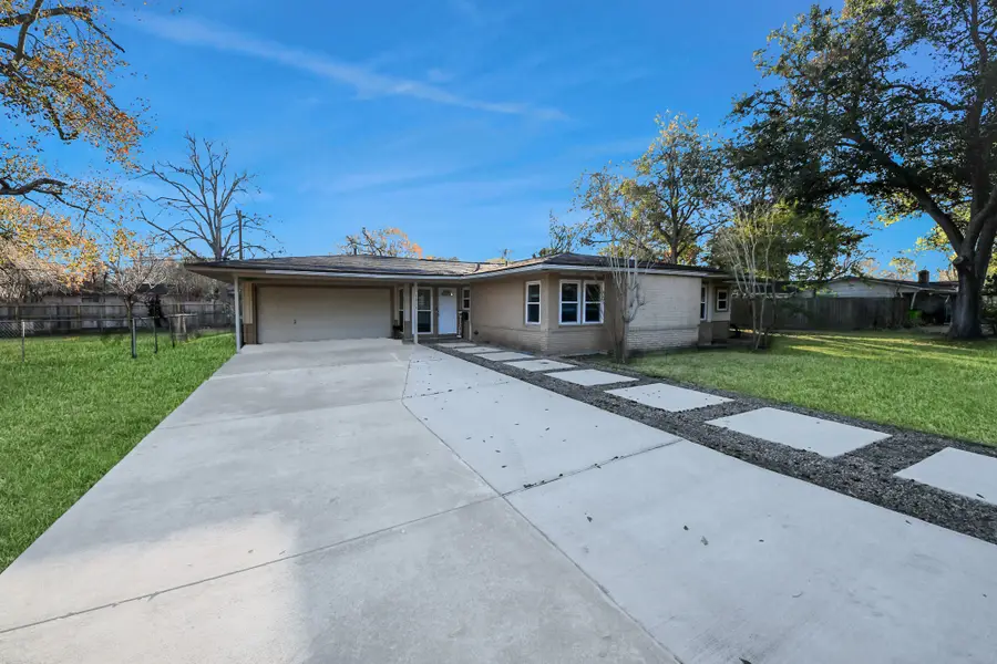 1215 Courtney Drive, Richmond, TX 77469 - #3