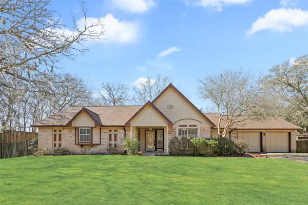 1509 Windsor Drive, Friendswood, TX 77546