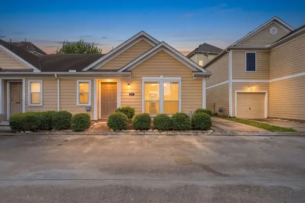4506 Plum Creek Forest Lane, Houston, TX 77087