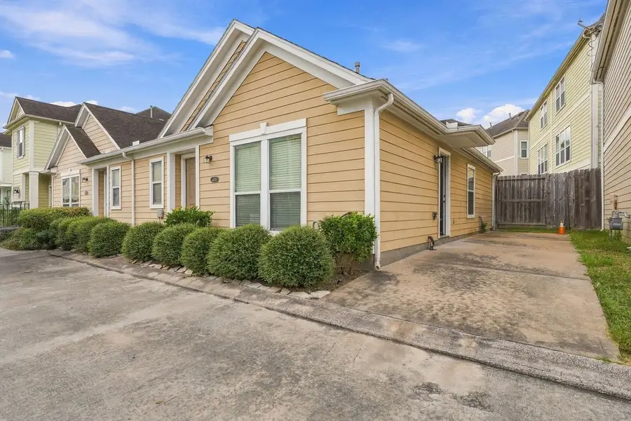 4506 Plum Creek Forest Lane, Houston, TX 77087 - #3