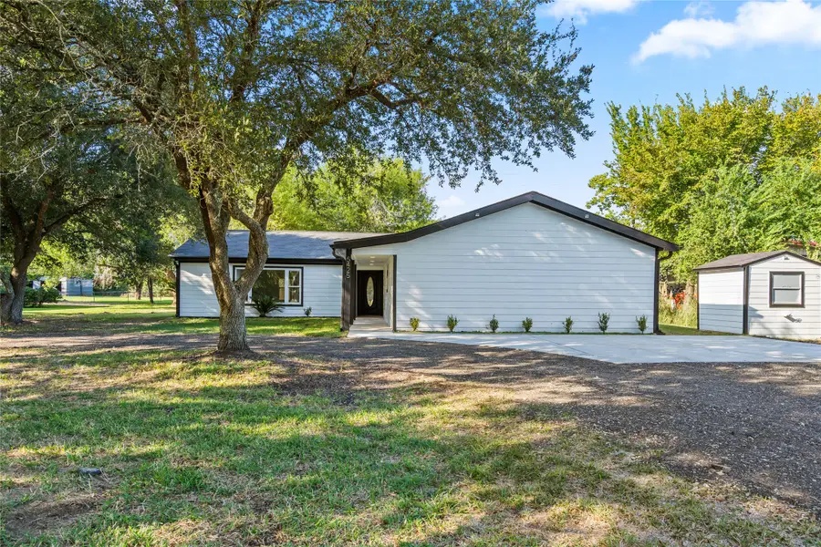 5425 Jeffrey Street, Dickinson, TX 77539 - Image #2