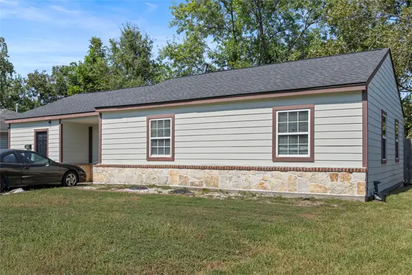 4817 Airport Boulevard, Houston, TX 77048