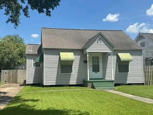 1202 17th Street, Orange, TX 77630