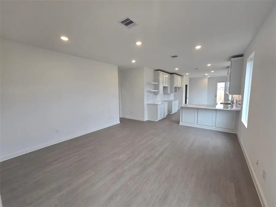 5734 Goosander Land Drive, Baytown, TX 77521 - Image #2